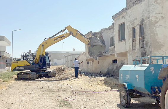 RİSKLİ YAPILAR TEK TEK YIKILIYOR