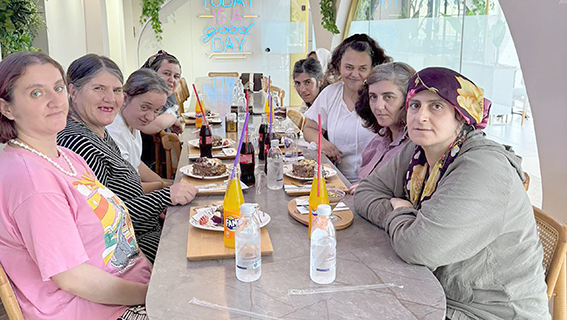 ÖZEL GEREKSİNİMLİ BİREYLER TATLI SOHBETLERDE BİR ARAYA GELDİ