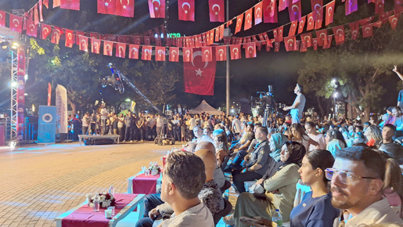 252 ETKİNLİKTE 554 BİN KİŞİYE ULAŞILDI