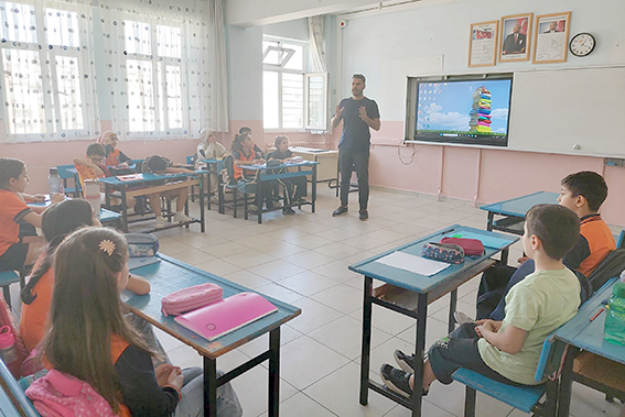 95 ÖĞRENCİYE TEKNOLOJİ BAĞIMLILIĞI EĞİTİMİ