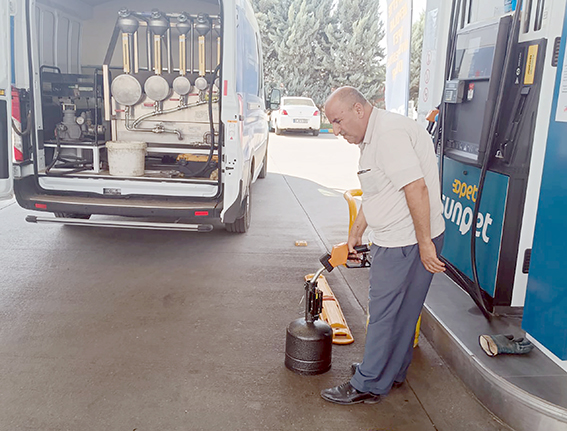 AKARYAKIT VE LPG İSTASYONLARI DENETLENİYOR