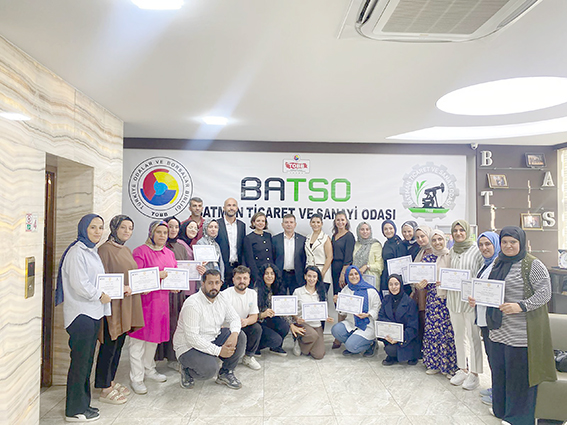 BATSO’DAN İŞİTME ENGELLİ KADINLARA YARATICI DRAMA İLE EĞİTİM