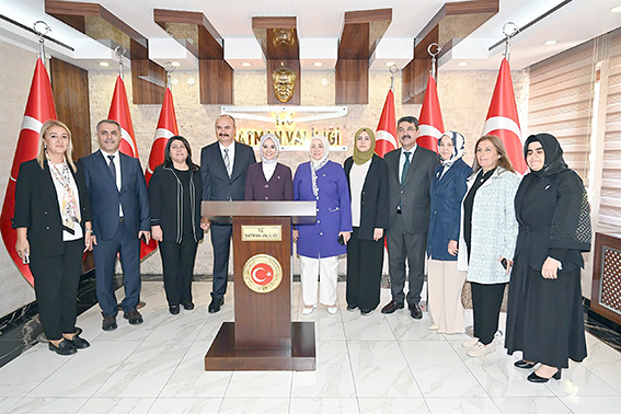 “ÇÖZÜM ÜRETMEK İNSANLIK GÖREVİMİZDİR”