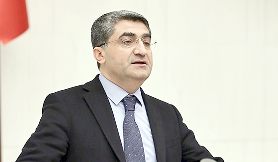 “TEMENNİLERLE DEĞİL, REFORMLARLA BAŞLAMALI”