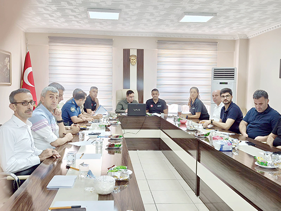 ÜÇ İLÇEDE DEPREM TATBİKATI!