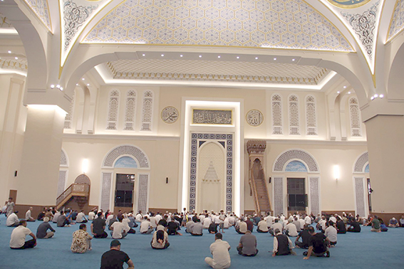 NECAT NASIROĞLU KÜLLİYESİ’NDE KANDİL PROGRAMI DÜZENLENDİ