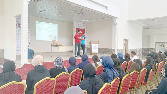 ÖĞRENCİLERE HAYAT KURTARAN İLK YARDIM EĞİTİMİ