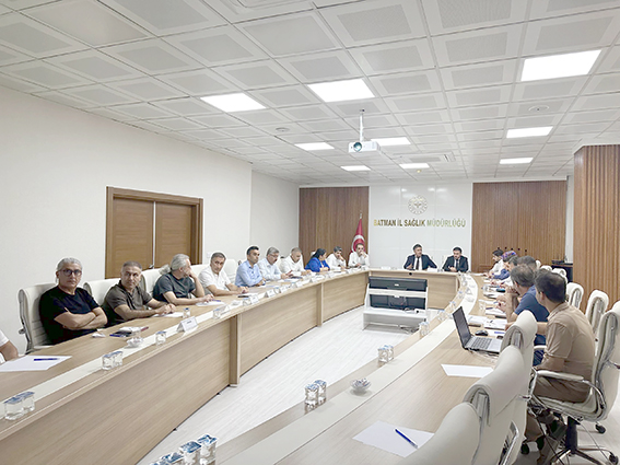 SAĞLIK TESİSLERİ MASAYA YATIRILDI