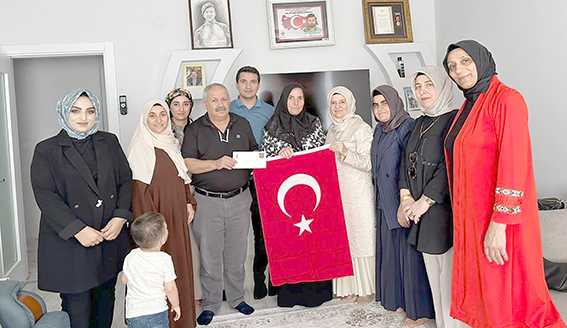 ŞEHİT YAKINLARI VE GAZİLERE “TERÖRSÜZ TÜRKİYE” MEKTUPLARI ULAŞTIRILDI