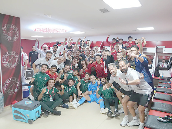 LİDER GÜMBÜR GÜMBÜR!