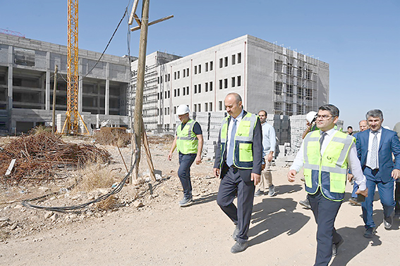 500 YATAKLI HASTANE İNŞAATI İNCELENDİ