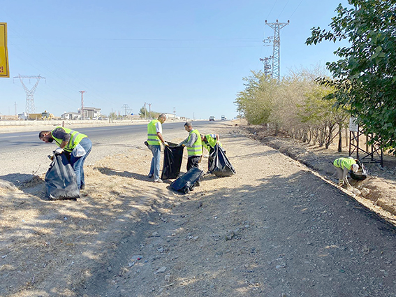 BEŞİRİ YOLUNDA KAPSAMLI TEMİZLİK ÇALIŞMASI