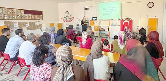 EBEVEYN OKULU DEVAM EDİYOR