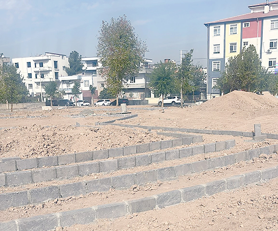 ESKİ TEKSTİL FABRİKASI YERİNE PARK ÇALIŞMASI BAŞLADI