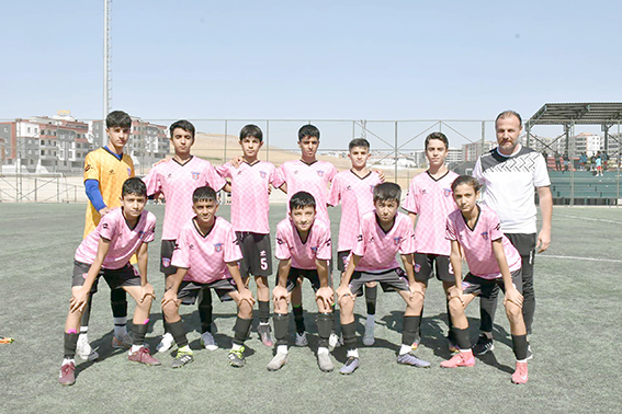 GELİŞİM LİGLERİNDE 300 FUTBOLCU SAHADA