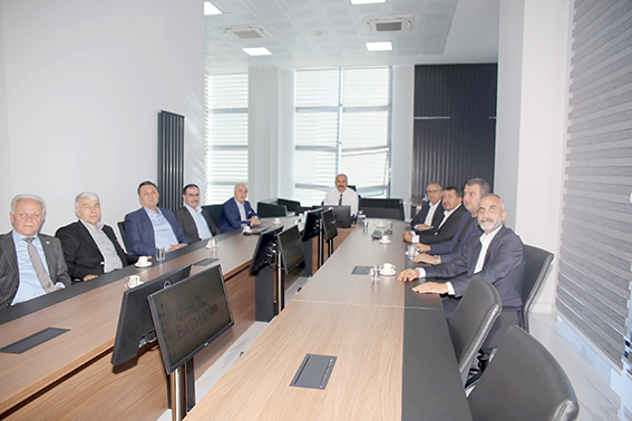 VALİ CANALP, BATMAN VAKIF BAŞKAN VE ÜYELERİNİ KABUL ETTİ