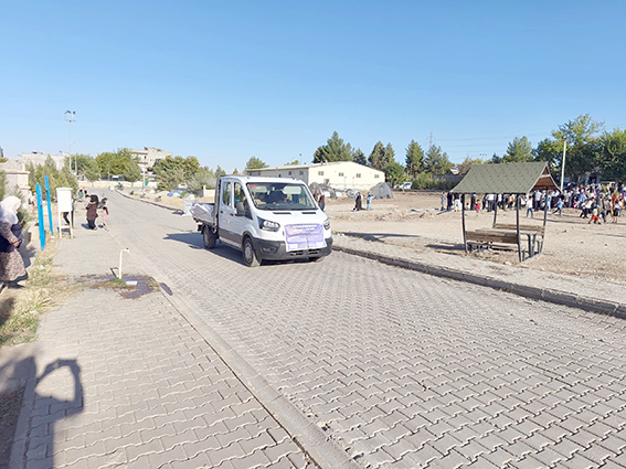 MEZARLIKLARDA GÜLSUYU UYGULAMASI