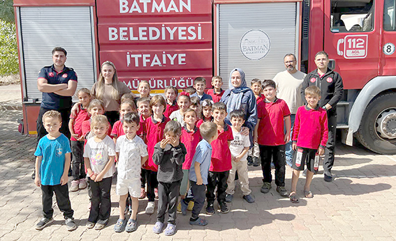 MİNİKLER YANGIN KONUSUNDA BİLİNÇLENDİRİLİYOR