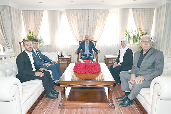 MUHTARLARDAN VALİ CANALP’A ZİYARET