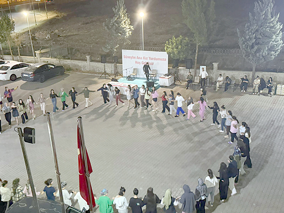 ÖĞRENCİLERE ‘HOŞ GELDİNİZ’ KONSERİ