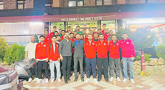 SAVCI’DAN BATMAN SASON SPOR’A MORAL YEMEĞİ