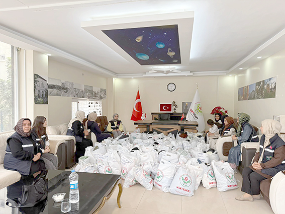 SİİRT VAKFI’NDAN KIŞLIK GİYİM YARDIMI