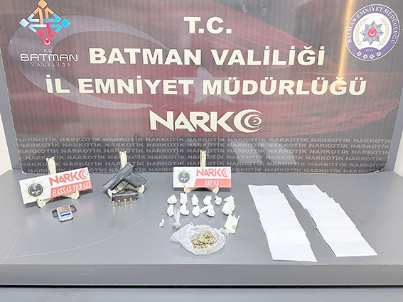 27 GRAM SKUNK ELE GEÇİRİLDİ