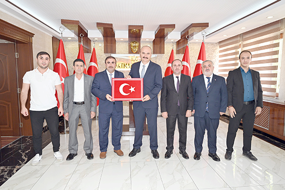 VALİ CANALP’A CAMİLER VE DİN GÖREVLİLERİ HAFTASI ZİYARETİ