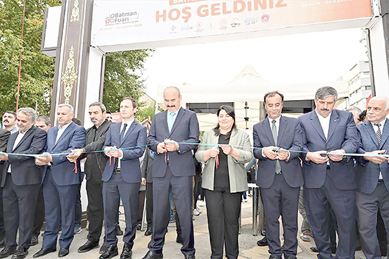 8. KİTAP FUARI VE KÜLTÜR SANAT FESTİVALİ KAPILARINI AÇTI