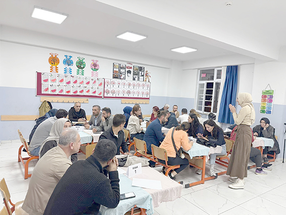 27 DERSLİKTE HAREZMİ COŞKUSU!