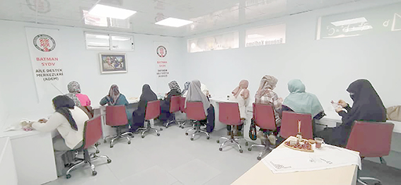 ADEM’LERDEN BİNLERCE KADINA EĞİTİM VE DESTEK