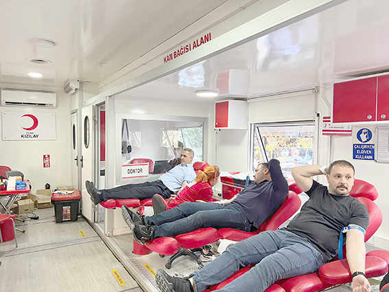 İL BAŞKANI ŞANSİ VE TEŞKİLAT ÜYELERİ KAN VERDİ