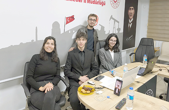 BATMANLI GENÇLERDEN KURULDA BÜYÜK BAŞARI