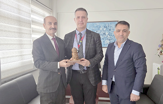 BATMANLI PROF. ERTUĞRUL’A HAYIRLI OLSUN ZİYARETİ