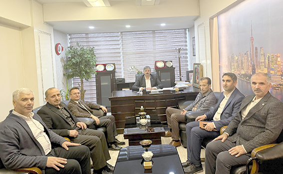 “ESNAFLARIMIZI KALKINDIRMALIYIZ”