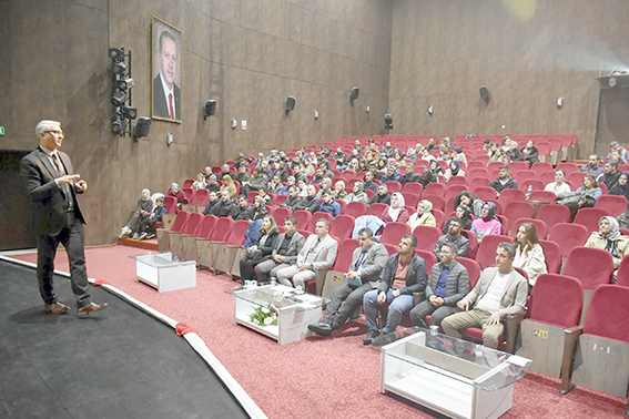 FEN BİLGİSİ ÖĞRETMENLERİYLE LGS ANALİZ TOPLANTISI