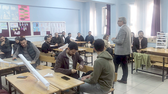 HAREZMİ EĞİTİM MODELİ ÖĞRETMEN EĞİTİMLERİ SÜRÜYOR