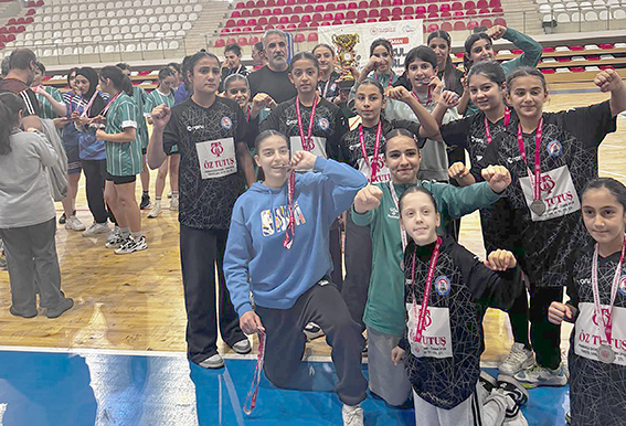 HENTBOLUN YILDIZ ŞAMPİYONU TOKİ KÂZIMKARABEKİR ORTAOKULU OLDU