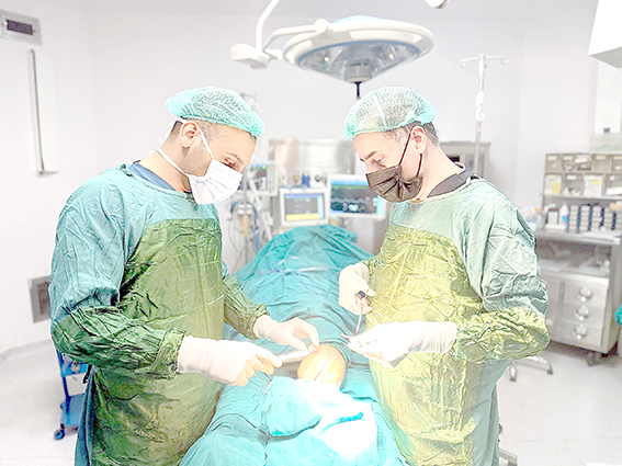 KAPALI PATELLA AMELİYATI BAŞARIYLA GERÇEKLEŞTİRİLDİ