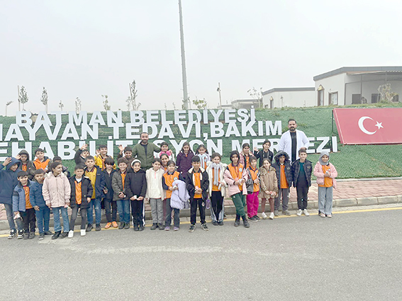 MİNİK ÖĞRENCİLERDEN CAN DOSTLARA ZİYARET