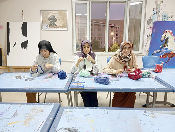 PUNC VE PATİK KURSUNA YOĞUN İLGİ