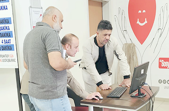 SGK VATANDAŞ MEMNUNİYET NOKTASINI HİZMETE AÇTI