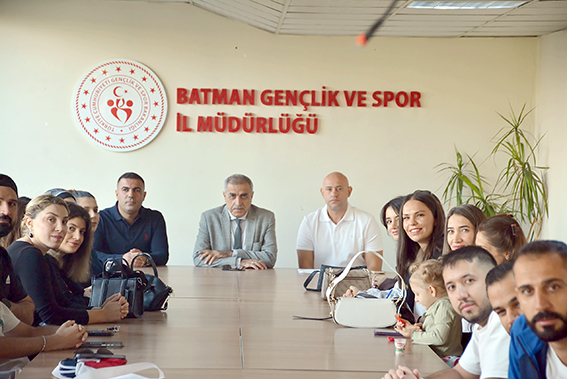 “KAPALI OLİMPİK HAVUZUN KAPILARI HERKESE AÇIK!”