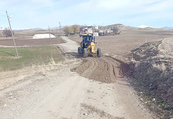 ALTYAPI VE YOL ÇALIŞMALARI SÜRÜYOR