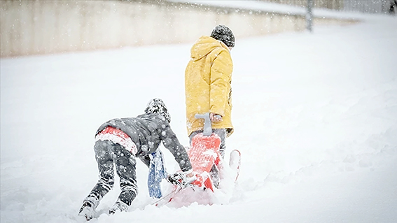 EĞİTİME KAR ENGELİ!