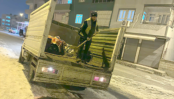 BUZLANMAYA KARŞI YOĞUN MÜCADELE