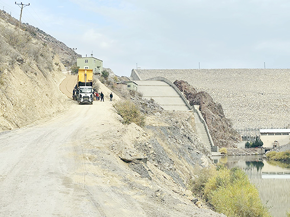 KÖYLERDE ALTYAPI VE ULAŞIM ÇALIŞMALARI ARALIKSIZ SÜRÜYOR