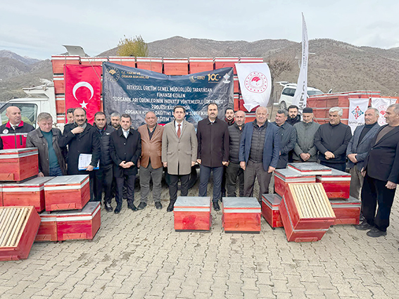 KOZLUK VE SASON’DA ARICILARA KOVAN DESTEĞİ