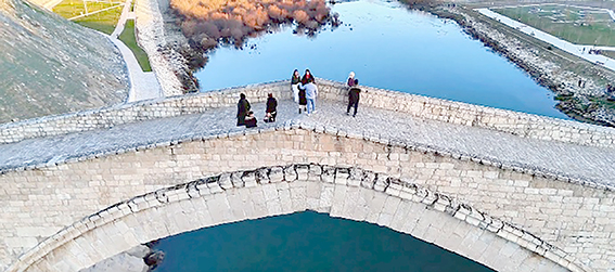 MALABADİ KÖPRÜSÜ’NE YAKIŞAN YENİ YAŞAM ALANI HİZMETE AÇILDI