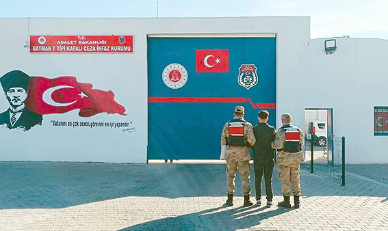 35 YIL HAPİS CEZASI BULUNAN FİRARİ YAKALANDI